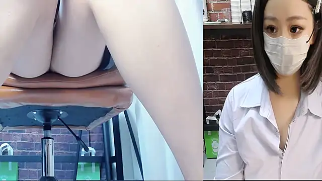 Latte-01's Webcam Show