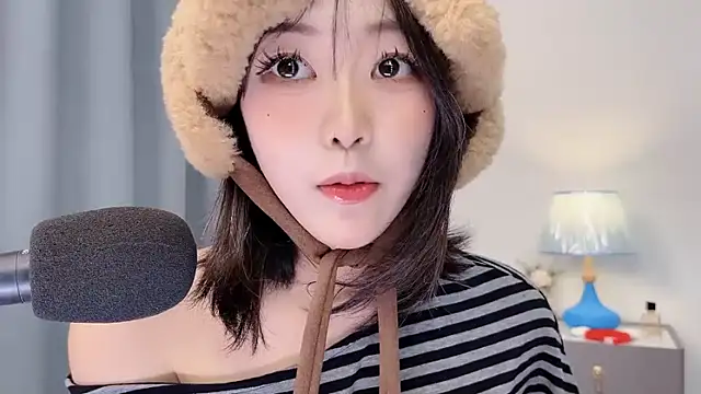 Chat +18 de smalldaisy ao vivo