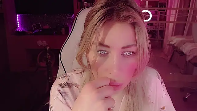 Živý XXX chat AnnieGOld_