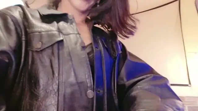 Gianina Adlı Modelin Web Kamerası Şovu