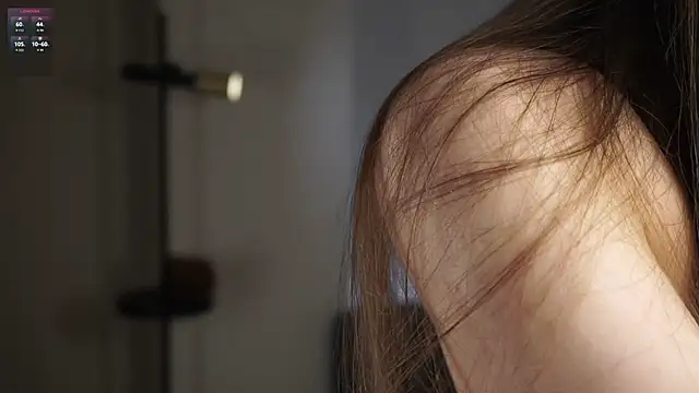 XXX chat uživo modela ClarineCasebolt