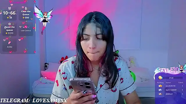 LovelyamyyのライブXXXチャット