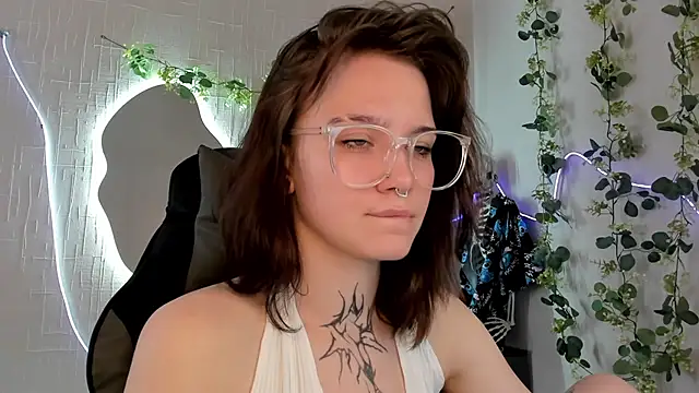 แชท XXX สดของ Elastikisss