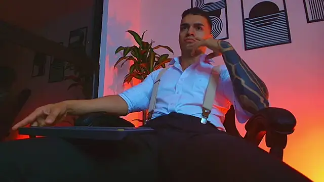 ALPHA_DOMINUS_ Webcam Show