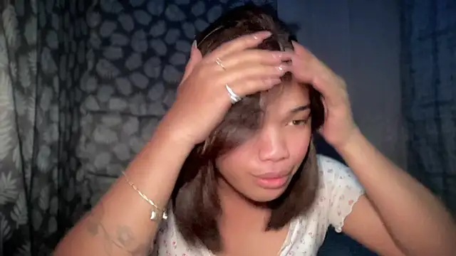 Exotic_alyssa69のウェブカメラショー