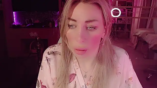 Sembang XXX Secara Langsung AnnieGOld_