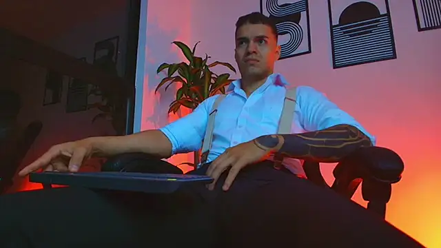 ALPHA_DOMINUS_ Adlı Modelin Web Kamerası Şovu