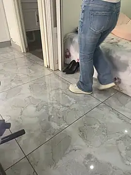 Pokazy przed kamerką – aiye666