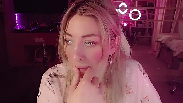 Chat +18 de AnnieGOld_ ao vivo