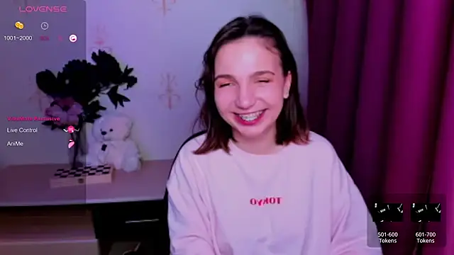 Živý XXX chat KindHazelHere_