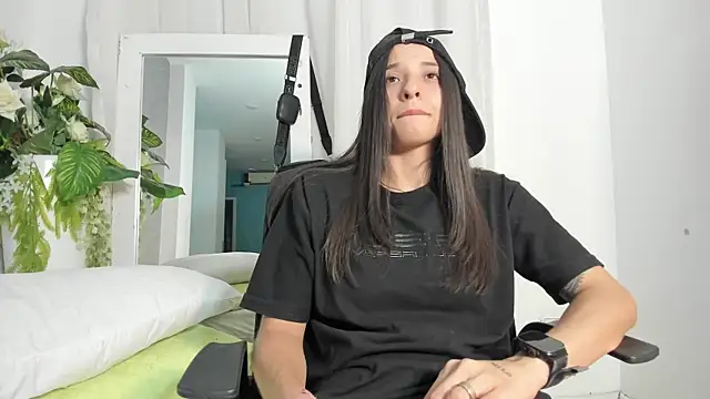 ViictoriiaSaenz's Live XXX Chat