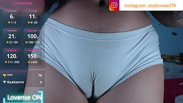 ana_studio élő XXX-chatje