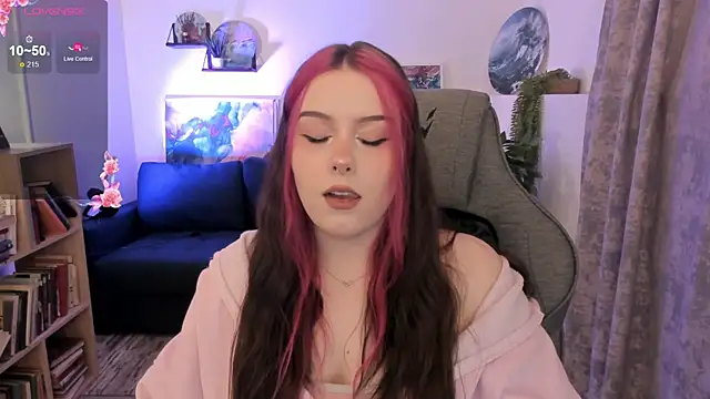 CoraMiel's Live XXX Chat