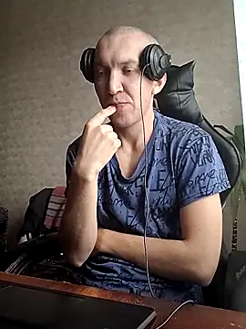 Chat +18 de _uncle_Mitya-43_ ao vivo