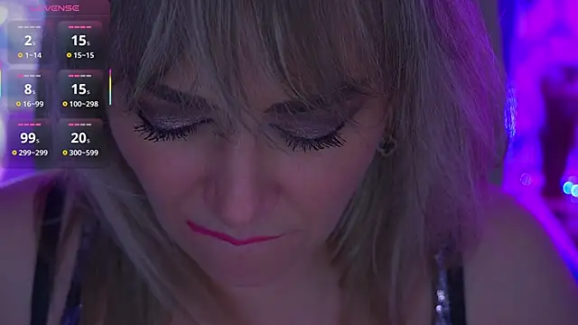 CandyLadyyy's Live XXX Chat