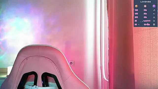 eskatmi's Live XXX Chat