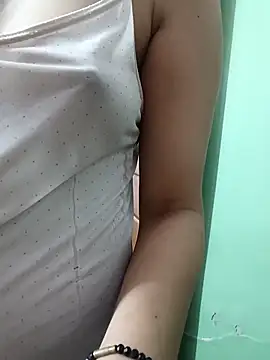 PUNAM456's Live XXX Chat