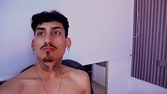 Dark_Eros_ Adlı Modelin Web Kamerası Şovu