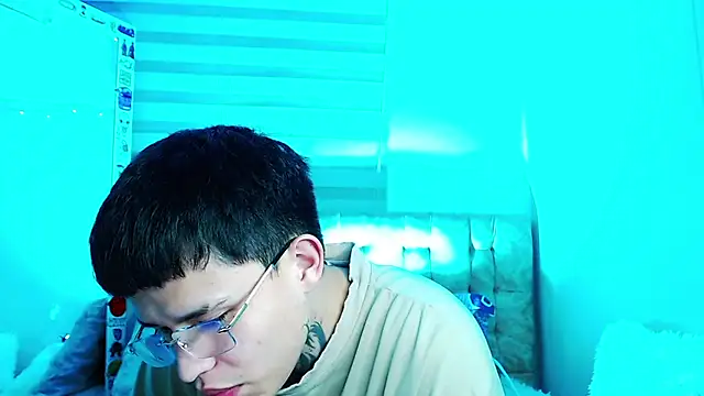 Živý XXX chat _justinmoon2