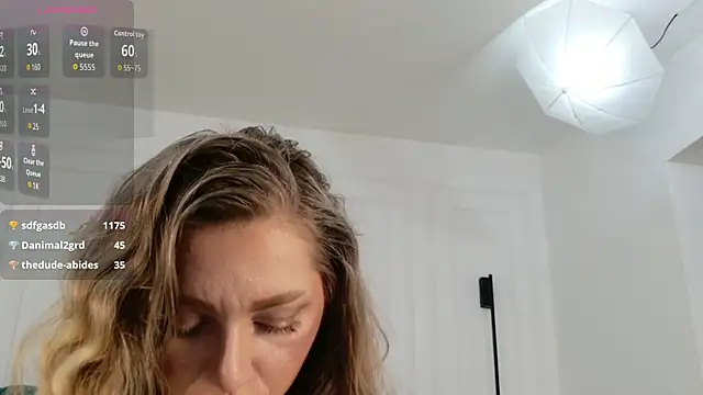 Živý XXX chat IrisLayne