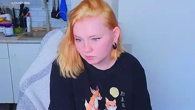 soft_focus élő XXX-chatje