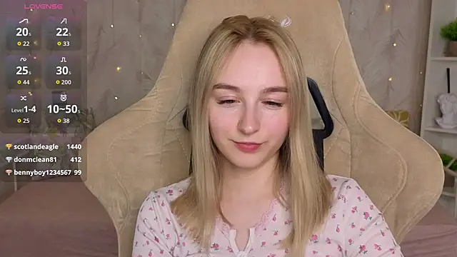 Shy_Polly 现场XXX聊天