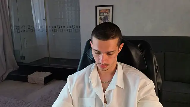 KaydenDrewのライブXXXチャット