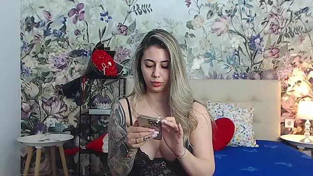 Czat XXX na żywo – RoseDiamond06