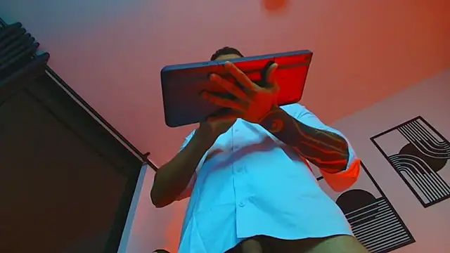 Chat XXX Live ALPHA_DOMINUS_