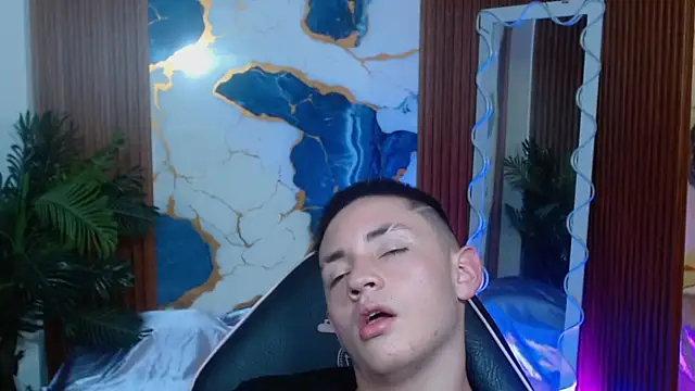 Andres_Tay webcam show