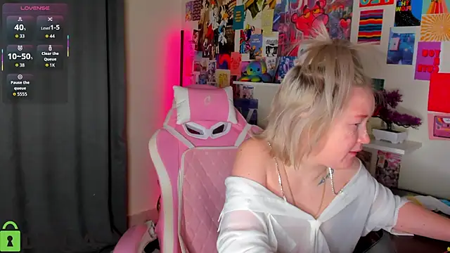 دردشة Sara_Robinson الجنسية المباشرة