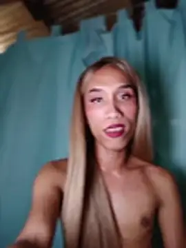 PeachyLuxe's Webcam Show