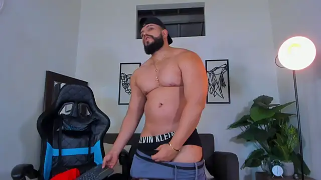 Show modela Justin_kingX7 na web-kameri