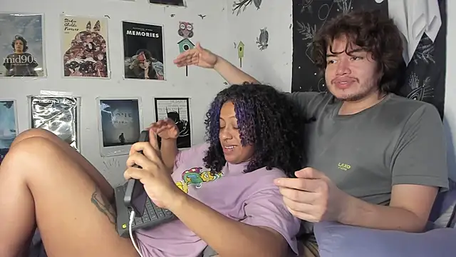 Chatroom XXX en direct de hothoneychile