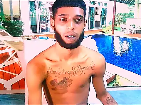 CharmingIndian1 Show in webcam