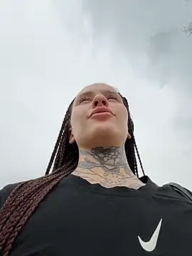 KishaMur Adlı Modelin Canlı XXX Sohbeti