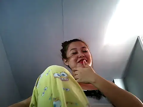 Chillntalkmami: онлайн-се кс-чат