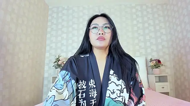 NatsumiHunのライブXXXチャット