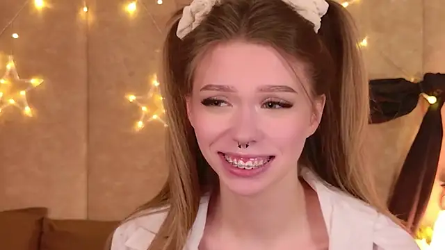 Živý XXX chat Sierra_Fane