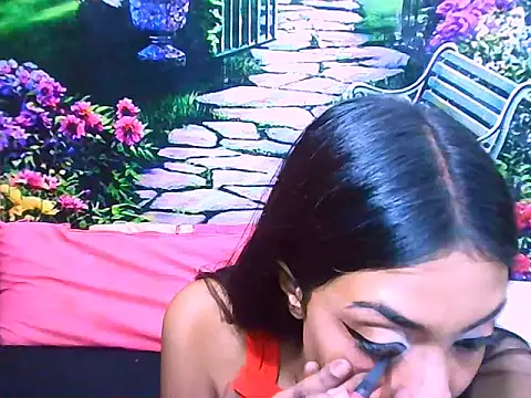 IndianPretty14u2Luv élő XXX-chatje