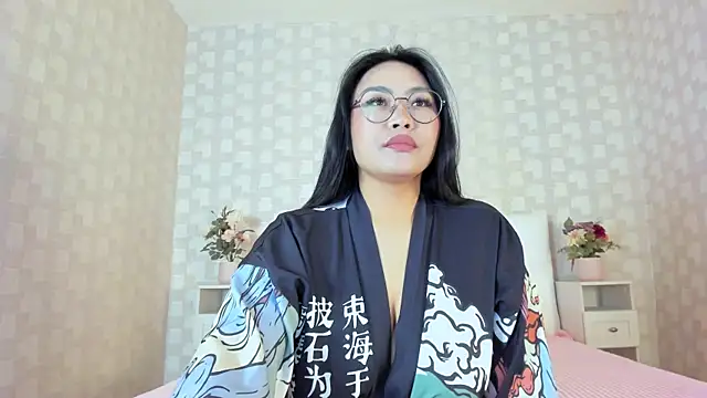 NatsumiHun's Live XXX Chat