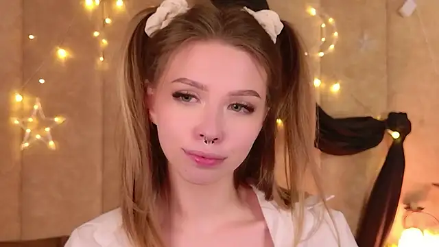 Sierra_Fane Adlı Modelin Canlı XXX Sohbeti