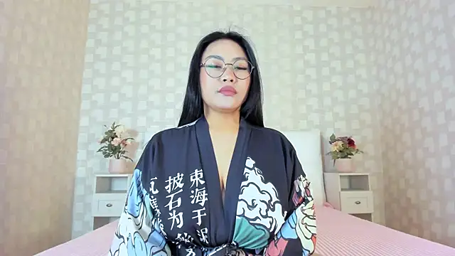 NatsumiHun Chat XXX live