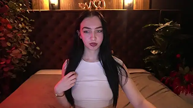 WildKittenX_ 라이브 XXX 채팅