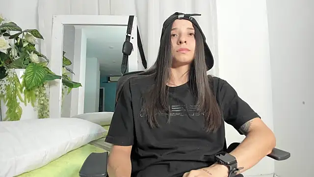 ViictoriiaSaenz 即時 XXX 聊天