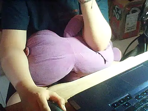 cccbbb222's Webcam Show