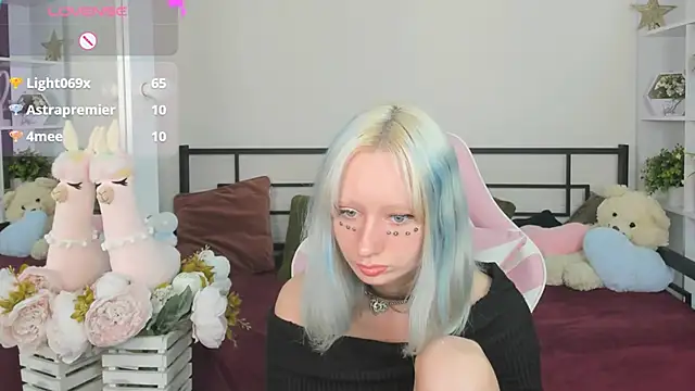 Chat +18 de Katia_Kim ao vivo