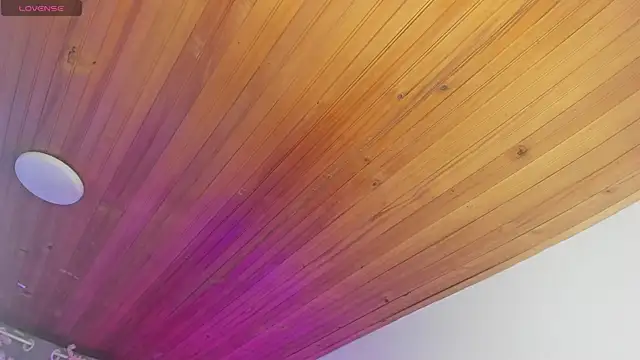 Irisbeel's Live XXX Chat