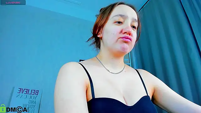 Fera1_Berry Chat XXX live