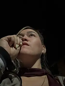 Danielavegax 即時 XXX 聊天